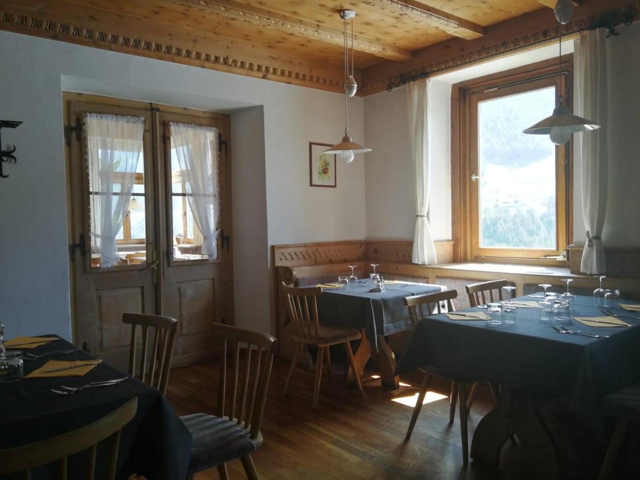 Gasthaus Weisskugel 호텔 말레스베노스타 외부 사진