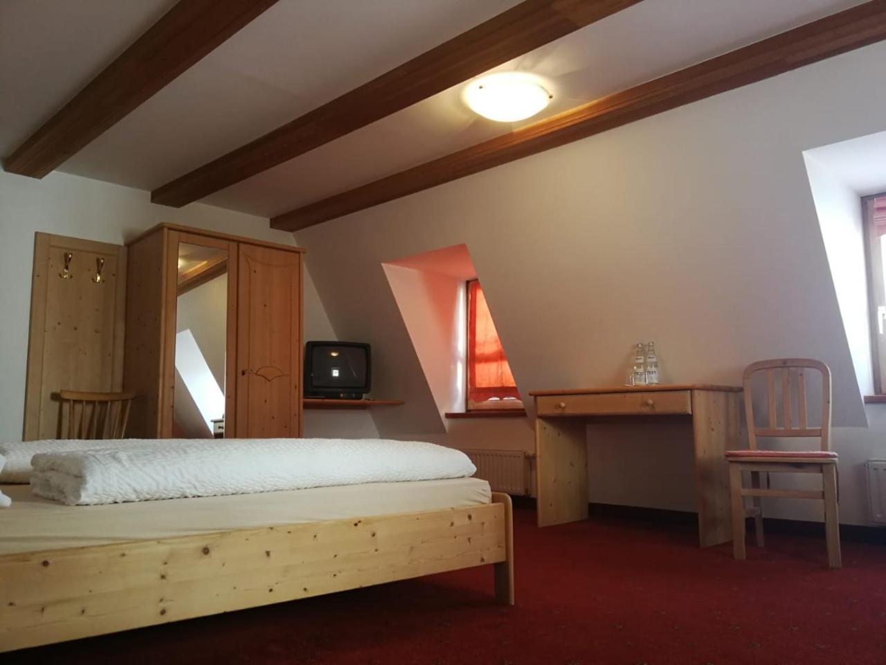 Gasthaus Weisskugel 호텔 말레스베노스타 외부 사진