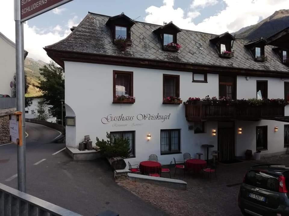 Gasthaus Weisskugel 호텔 말레스베노스타 외부 사진